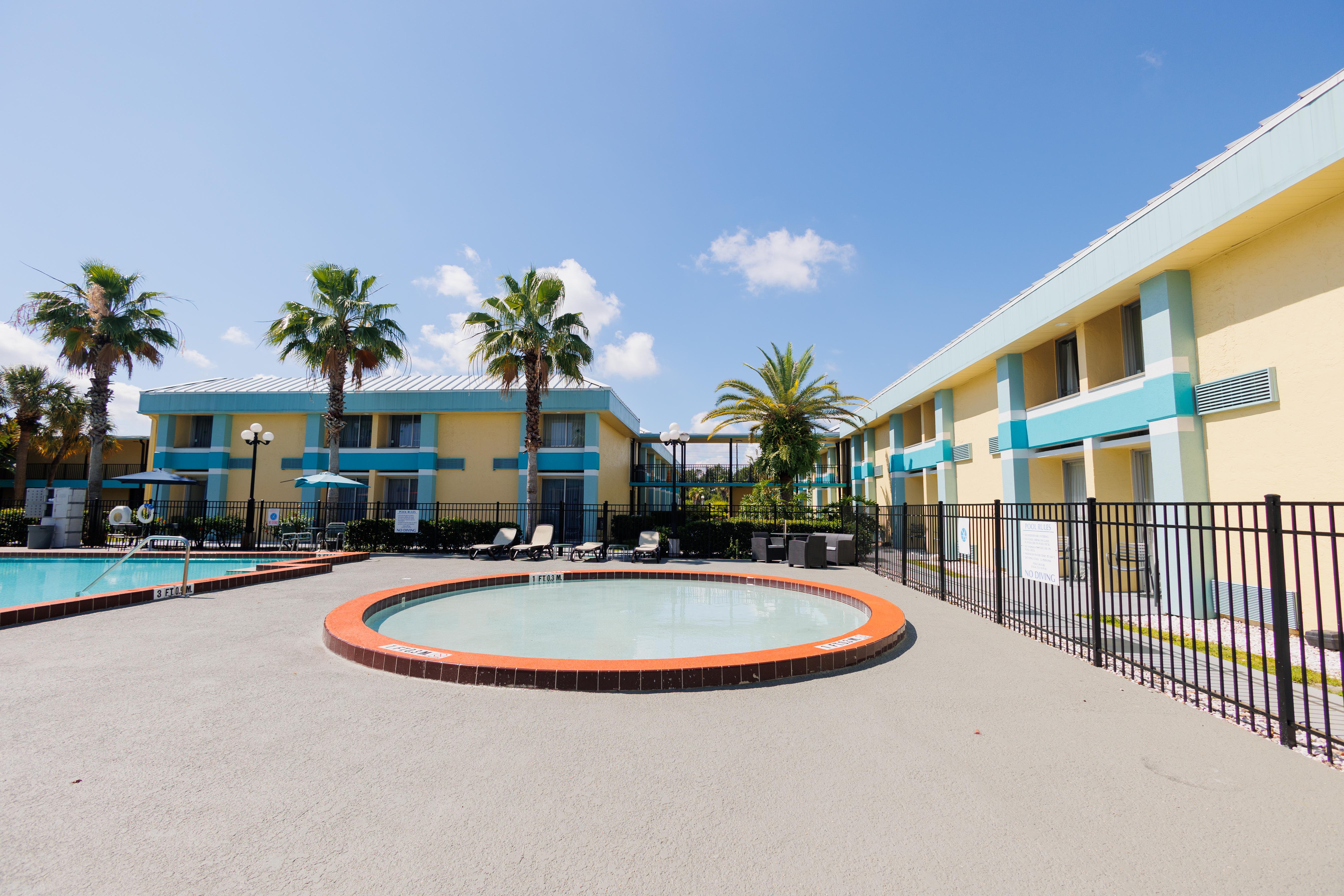 Garnet Inn & Suites Orlando Exterior foto